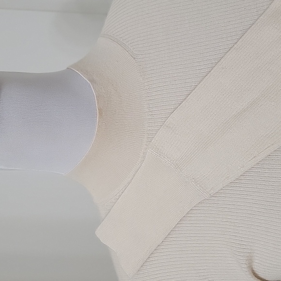TSE Size S Cream Colored Cashmere & Silk Mock Neck Long Sleeve Knit Top/Sweater - Picture 12 of 12